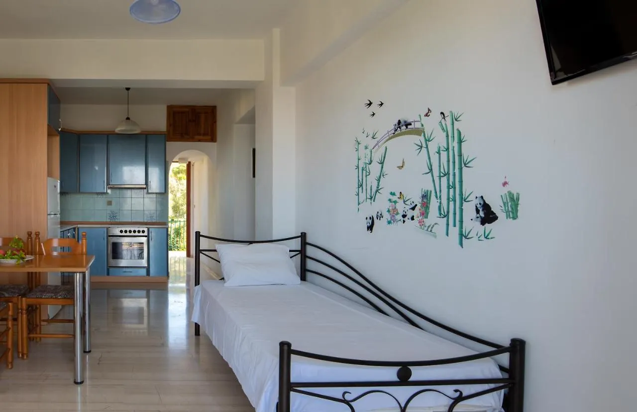 Otel Tredis Studios Lassi